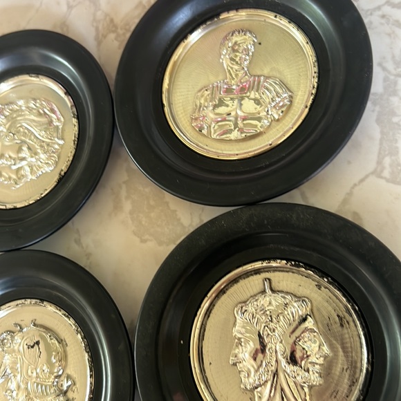 Vintage coasters set of 4 - Roman God plastic - Picture 16 of 16